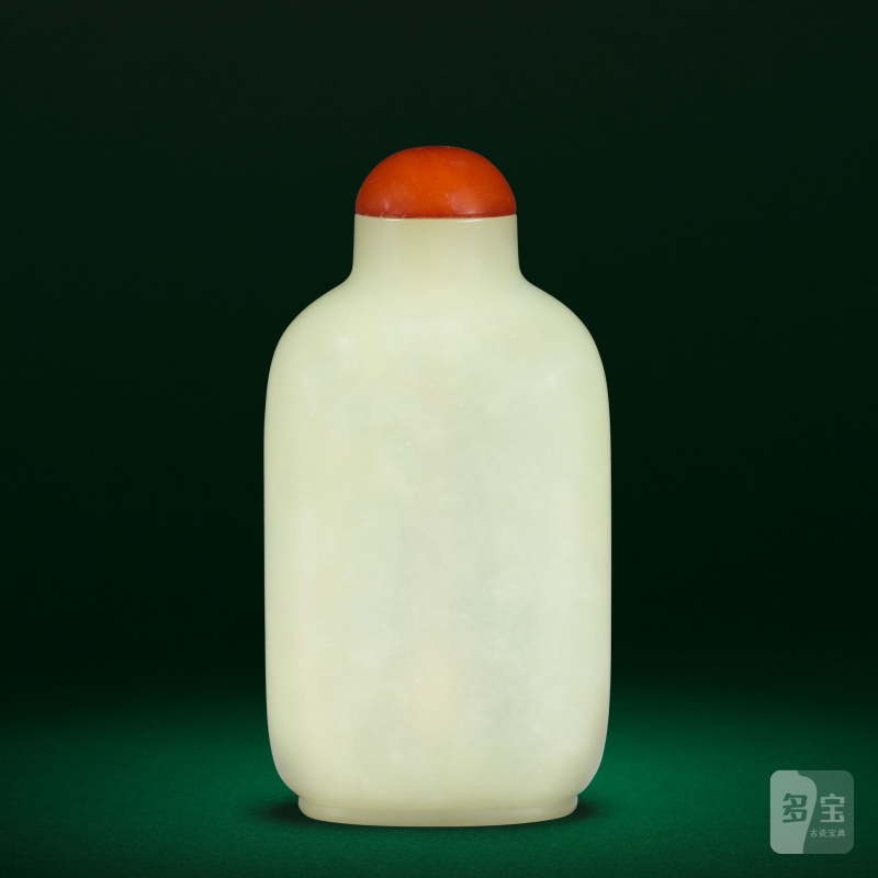 十八世紀 青玉素面鼻烟壺 | A SUPERB PALE GREEN JADE SNUFF BOTTLE - 图3